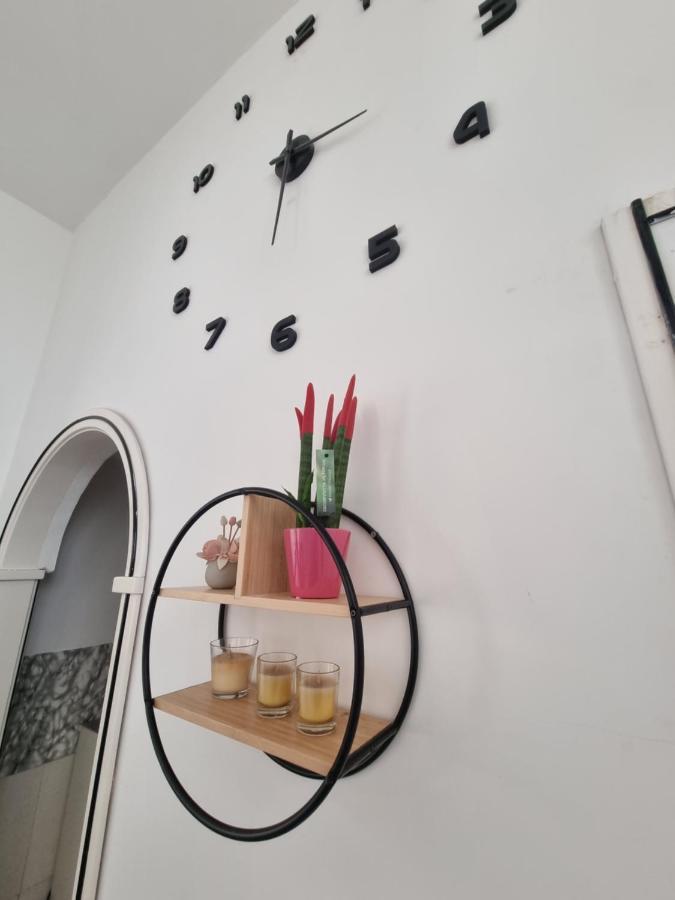 Domus Ciccio Pompeii - Relax & Free Parking Apartment Scafati Bagian luar foto
