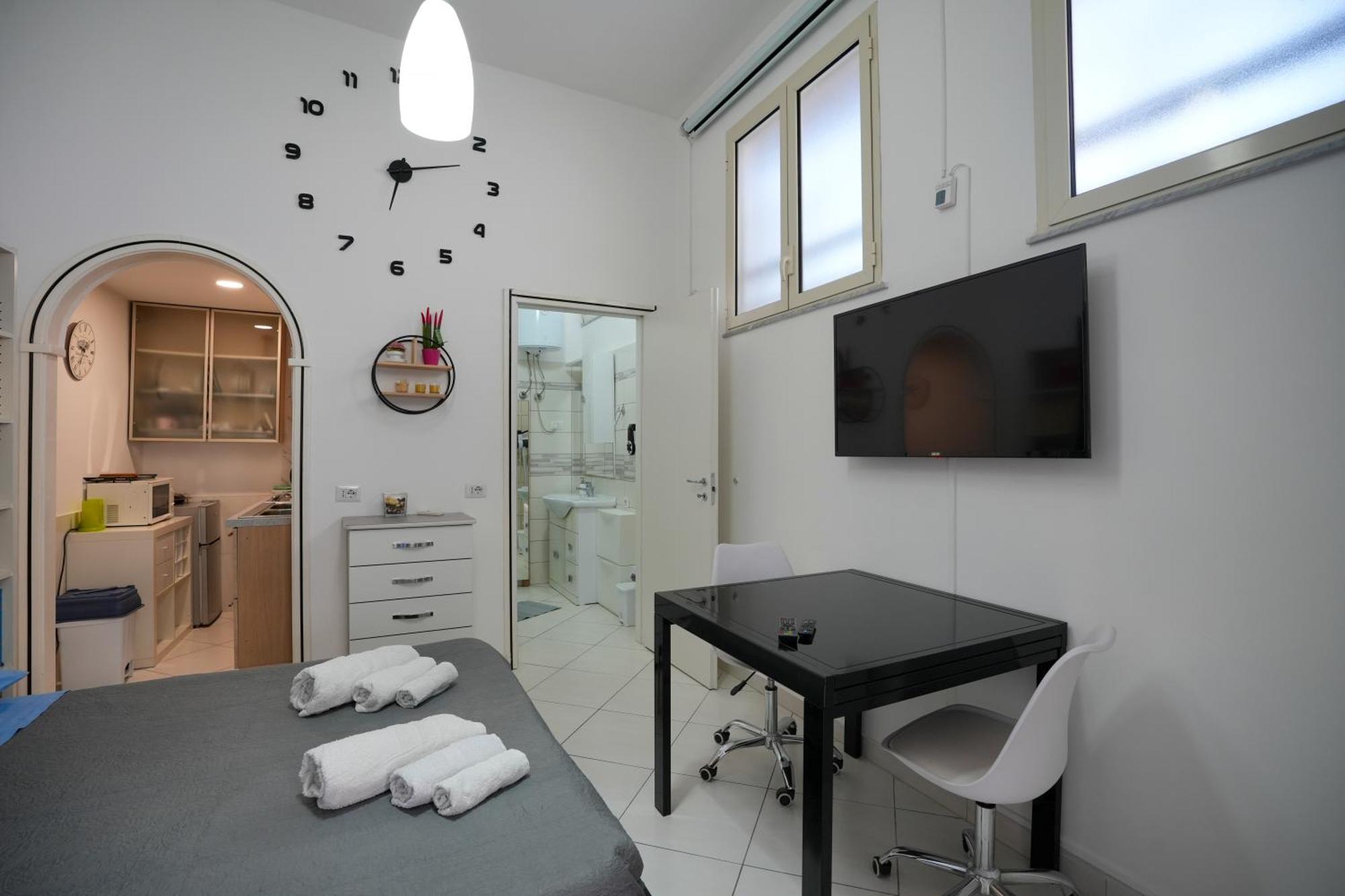 Domus Ciccio Pompeii - Relax & Free Parking Apartment Scafati Bagian luar foto