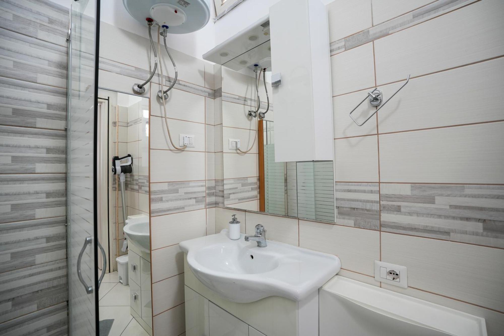 Domus Ciccio Pompeii - Relax & Free Parking Apartment Scafati Bagian luar foto