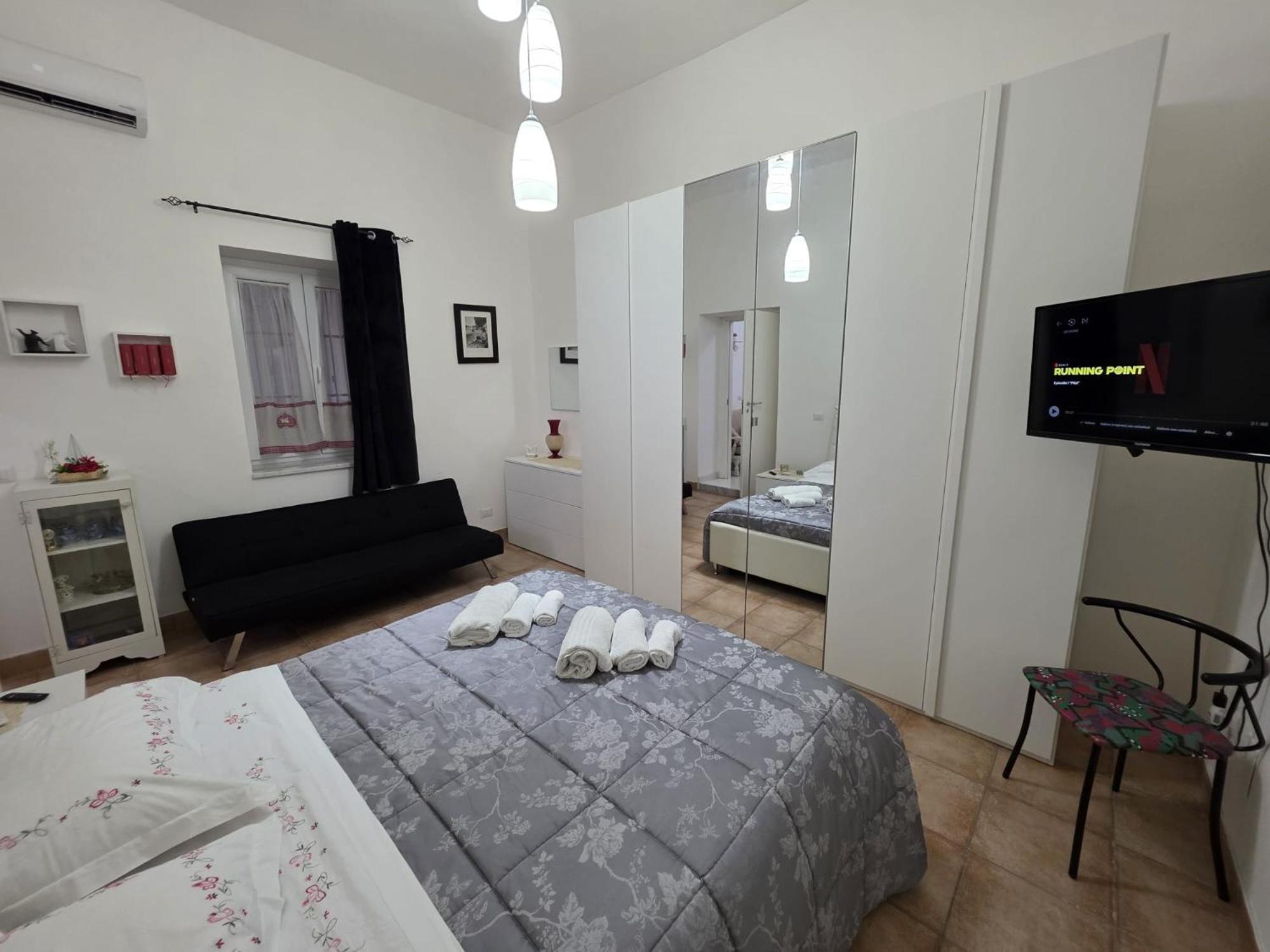Domus Ciccio Pompeii - Relax & Free Parking Apartment Scafati Bagian luar foto